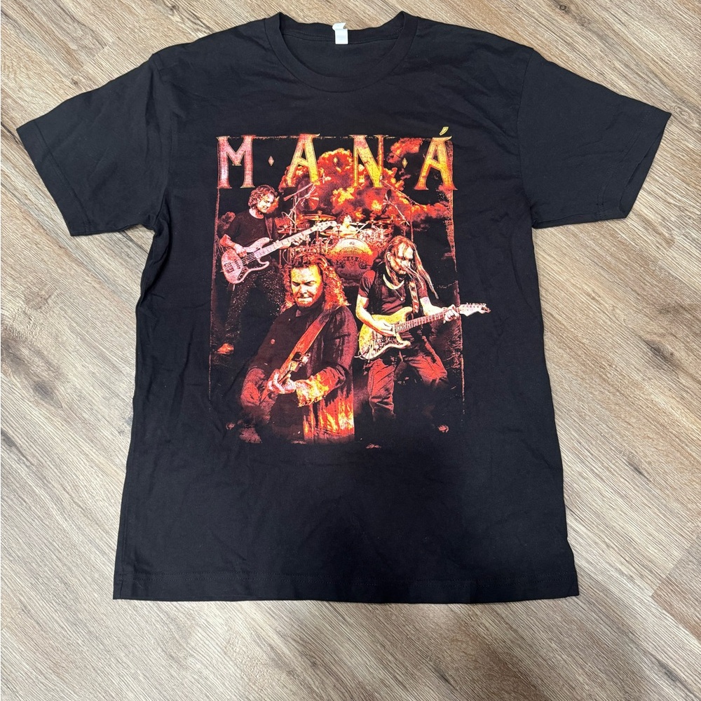 Maná "México Lindo y Querido" 2023 Tour t-shirt